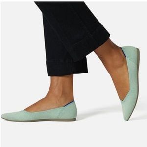 EUC Mint The Point 7.5